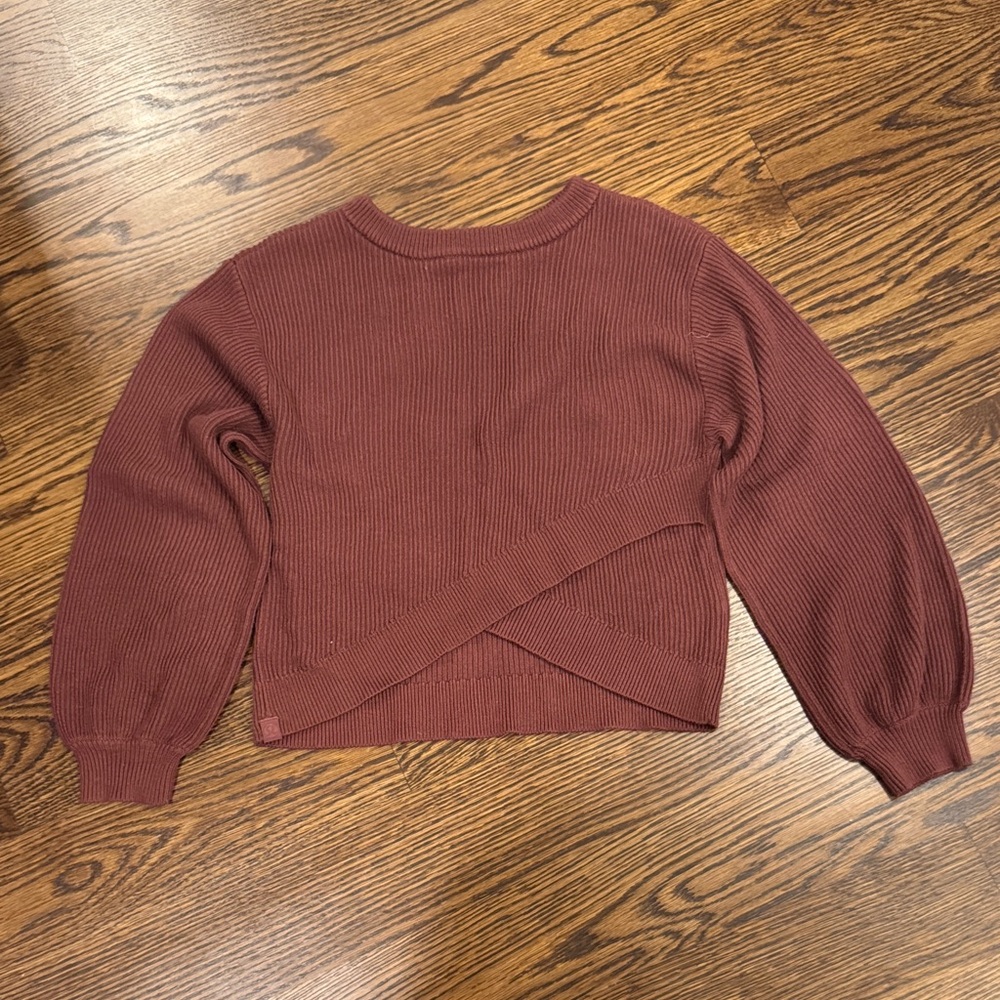 Lululemon Reversible Ribbed Sweater in Burgundy